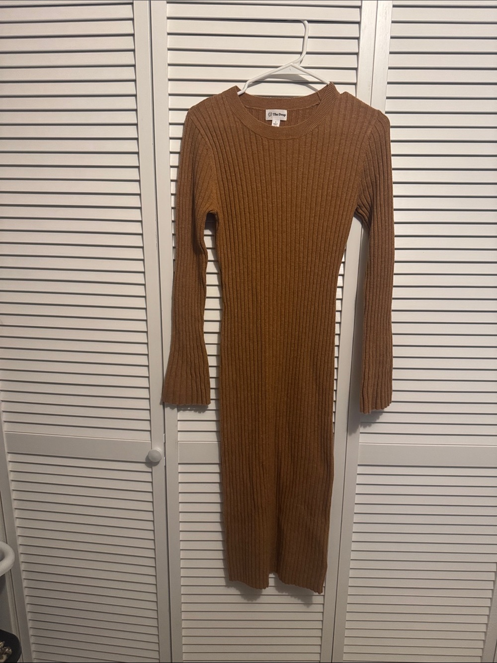 Ribbed Long-Sleeve Knit Midi Dress — Brown